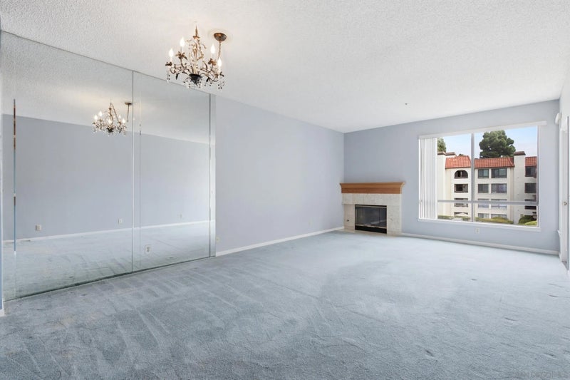 5805 Friars 2308