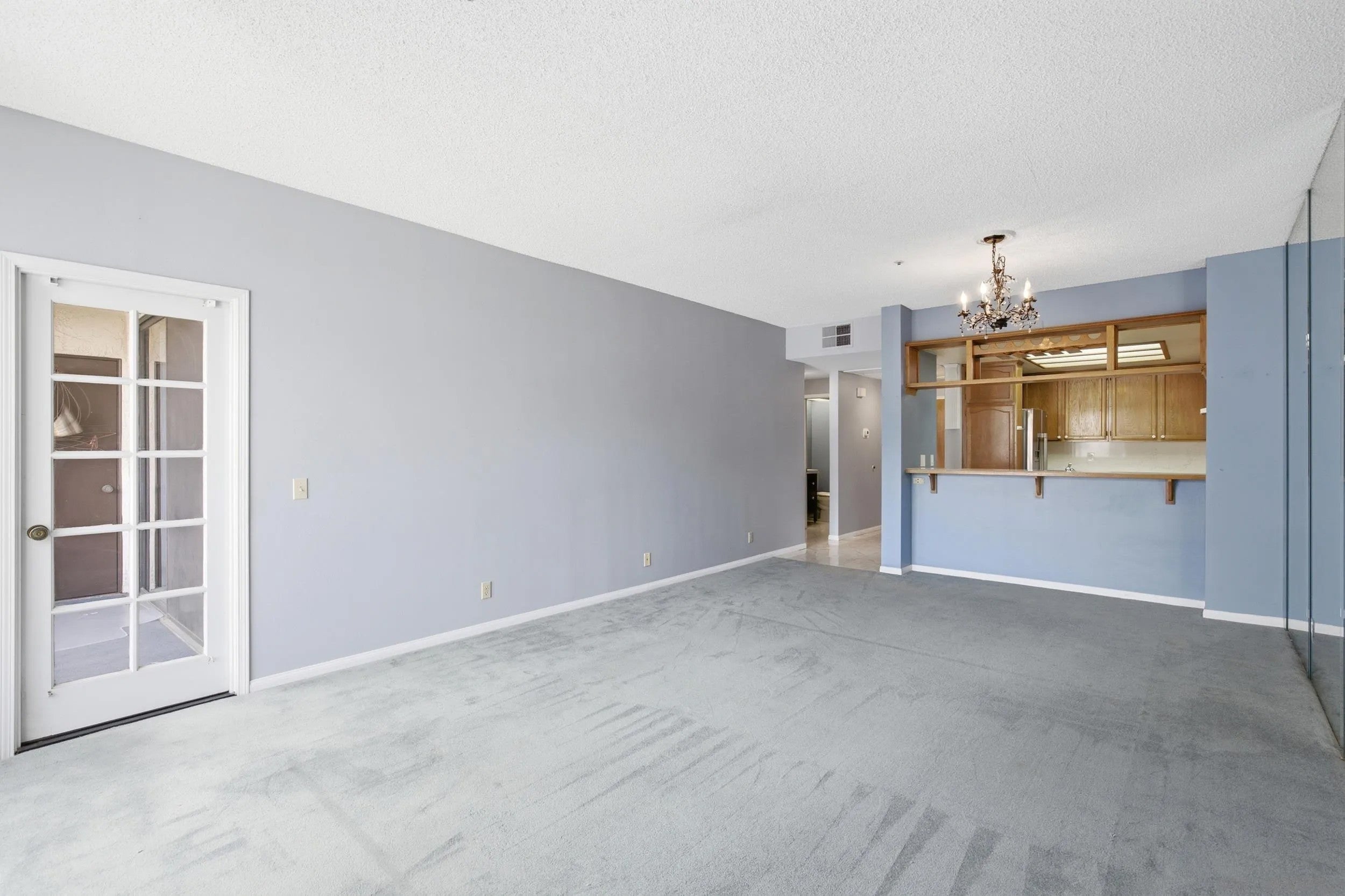 5805 Friars 2308