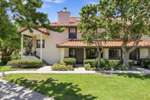 Photo of 2253 Martinique Lane, Oxnard, CA 93035 (MLS # V1-37488)