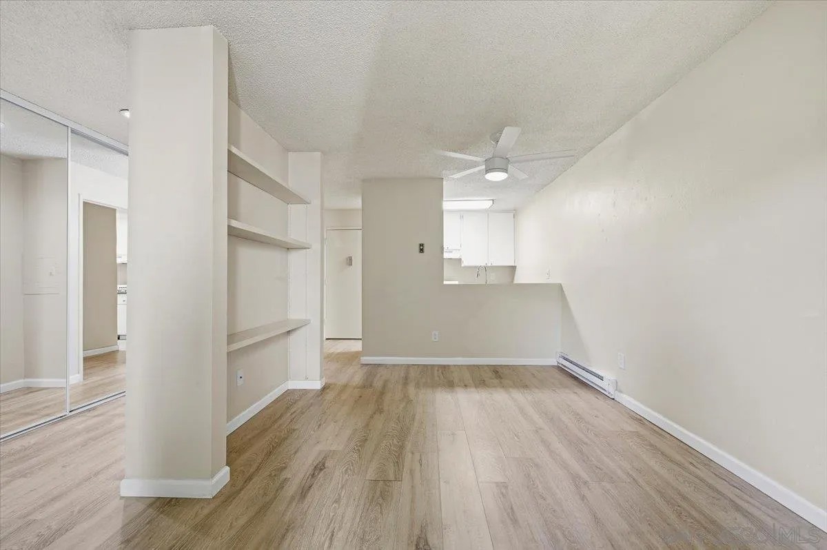 1625 Hotel Circle South C210