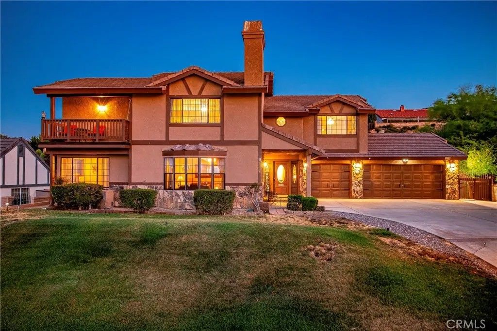 Photo of 6716 Granada Drive, Palmdale, CA 93551 (MLS # SR26112209)