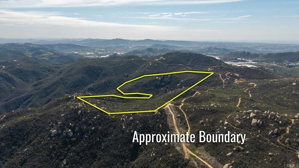 Photo of 0 el Farra St, Bonsall, CA 92003 (MLS # PTP2601018)