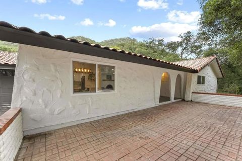 Photo of 26230 N Lake Wohlford Road, Valley Center, CA 92082 (MLS # NDP2509930)