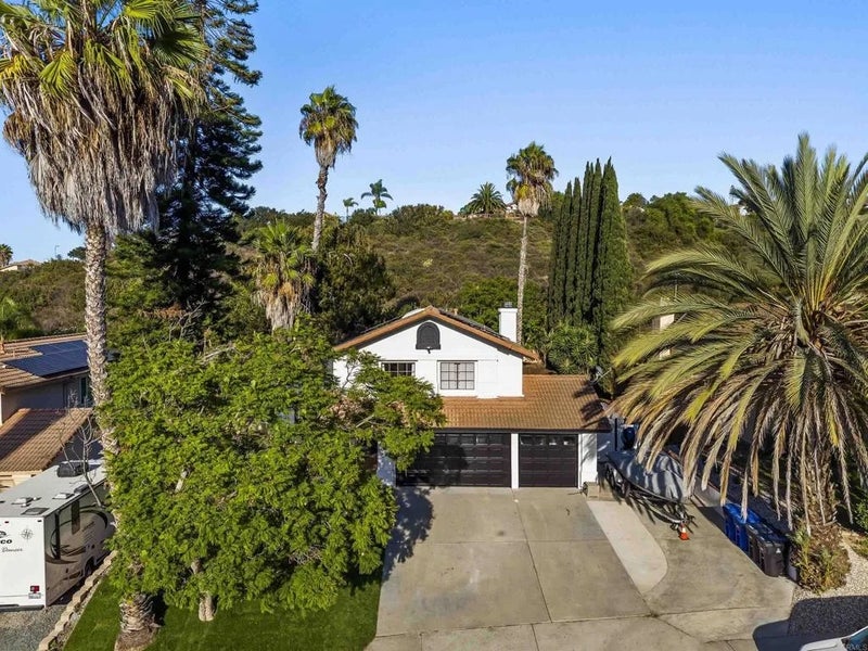 545 Canyon Drive