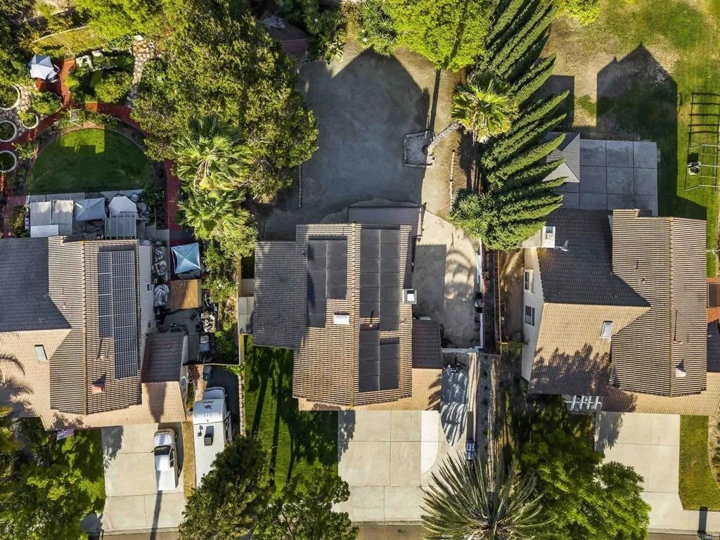 545 Canyon Drive