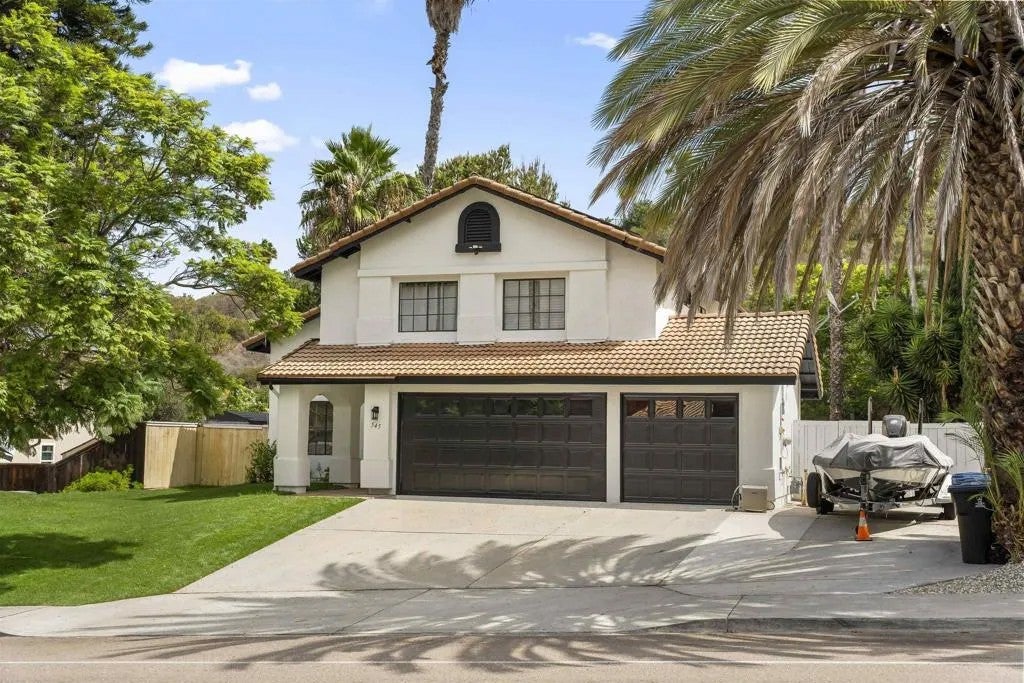 545 Canyon Drive