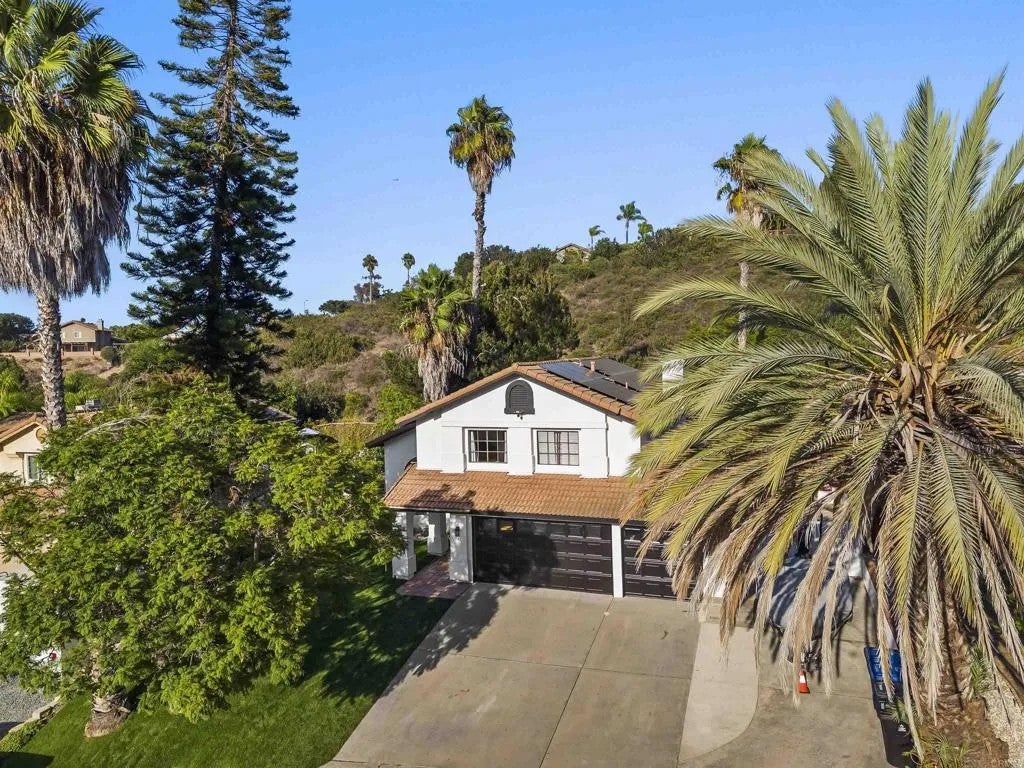 545 Canyon Drive
