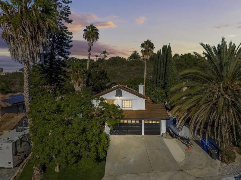 545 Canyon Drive