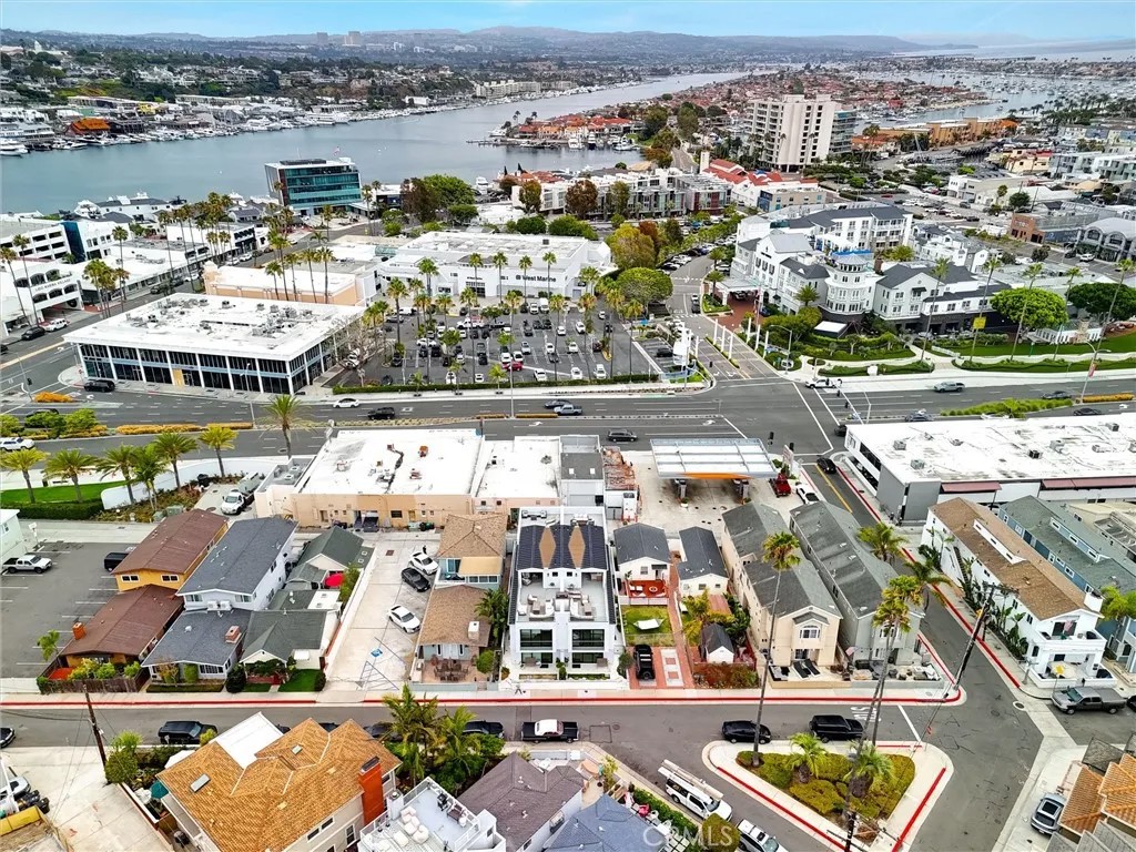 506 Clubhouse Avenue