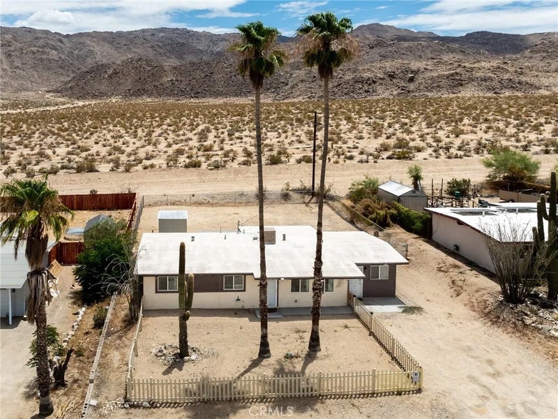 71621 Juanita Dr