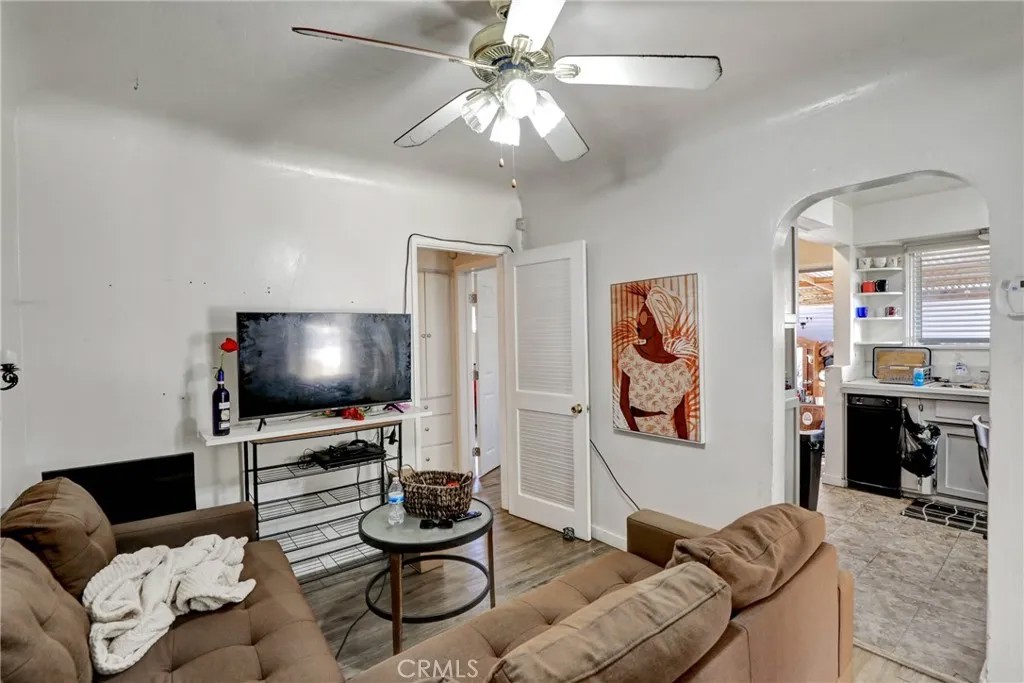 3623 W 59TH Street