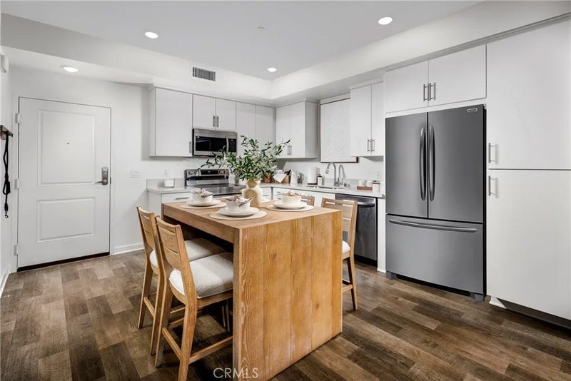 9001 Cerise Lane 103