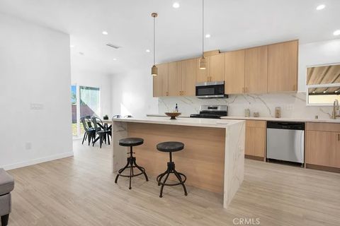 Photo of 14868 Envoy, Sylmar, CA 91342 (MLS # SR26020357)