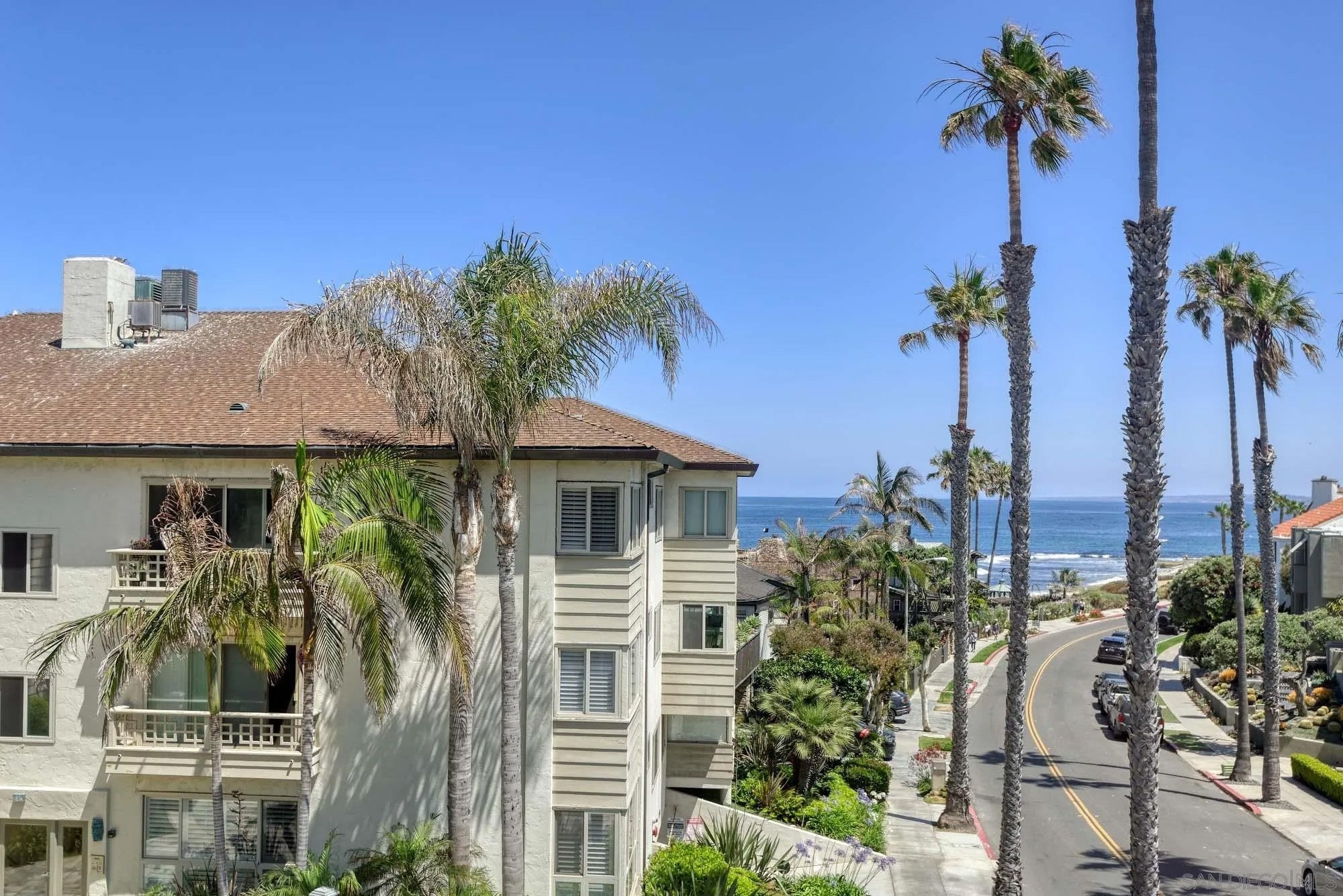 220 Coast Blvd 1B