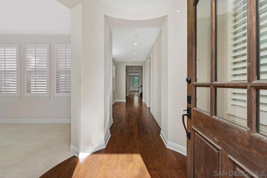 Photo of 6376 Huntington Dr, Carlsbad, CA 92009 (MLS # 260001791)