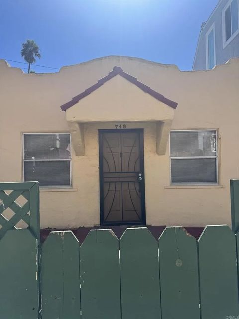 749 YORK Court San Diego CA 92109