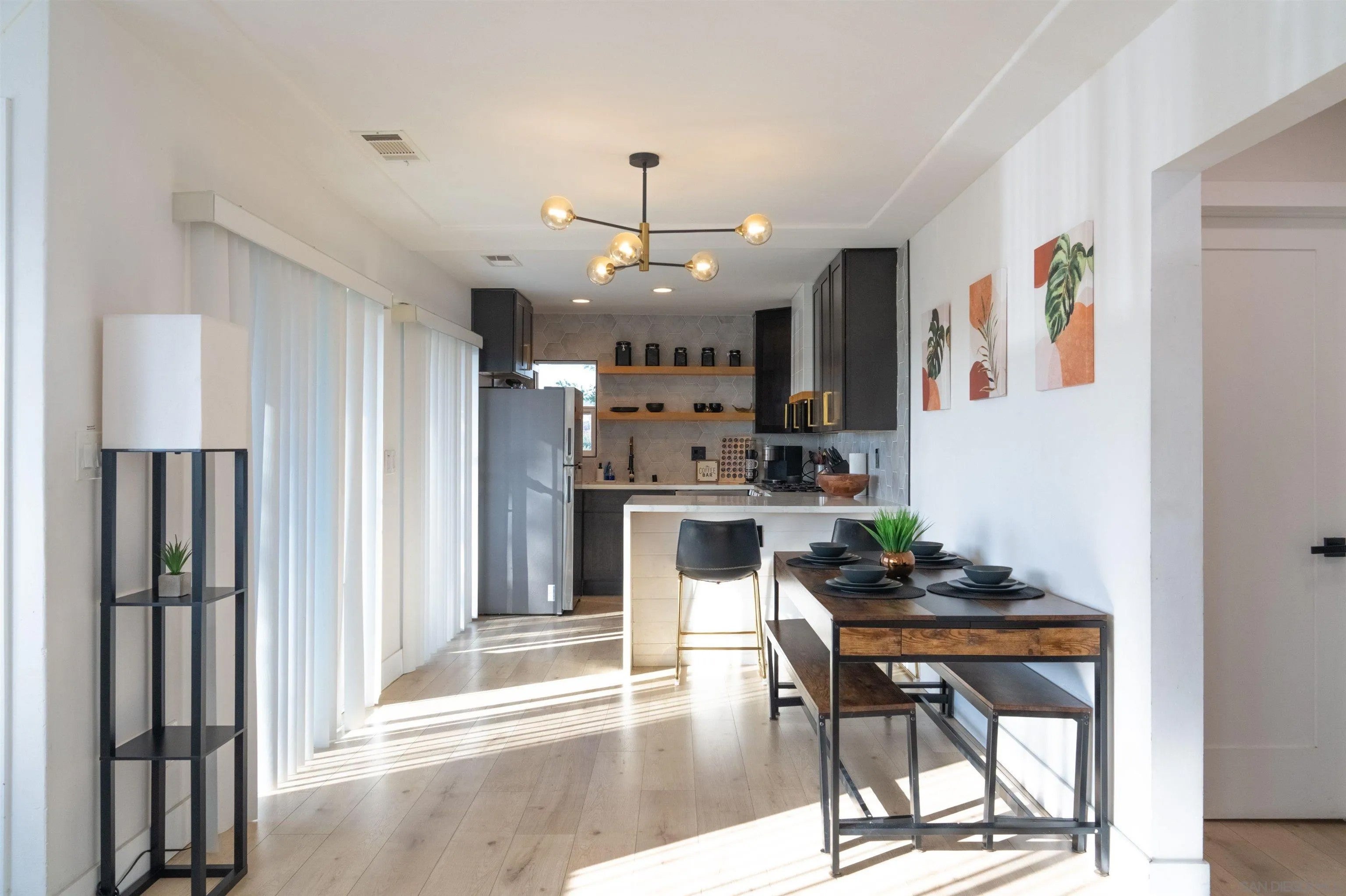 5545 San Onofre Ter