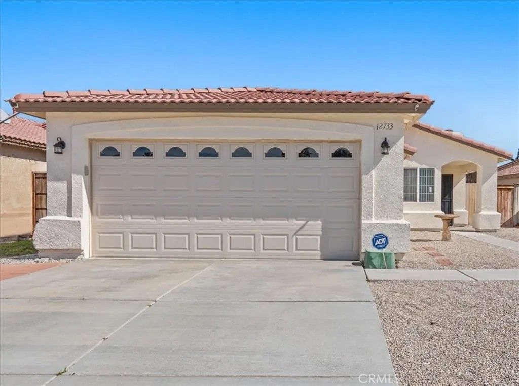 Photo of 12733 Appian Ave, Victorville, CA 92395 (MLS # CV26037950)