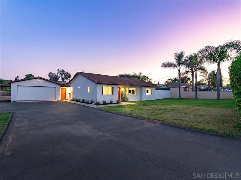 1015 Gamble Ln