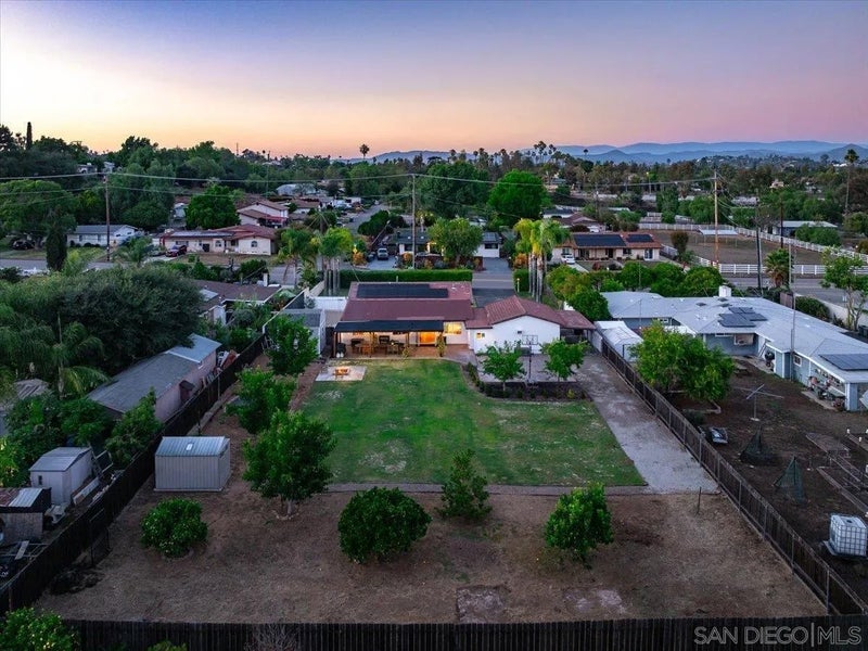 1015 Gamble Ln