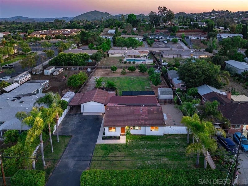 1015 Gamble Ln