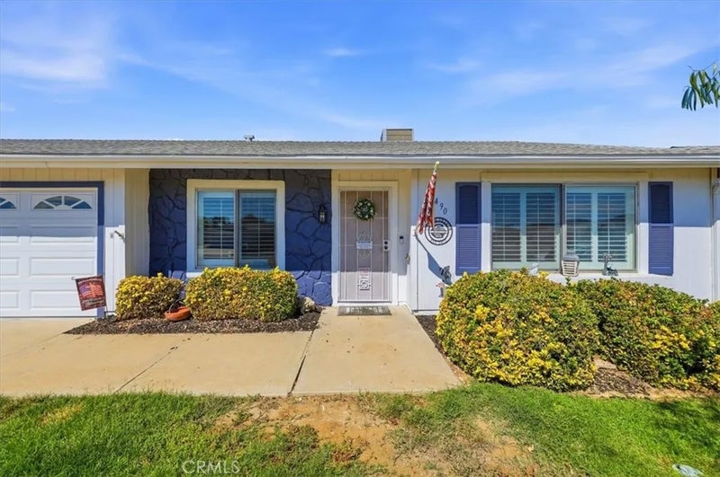 26490 McCall Blvd