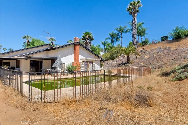 4848 Sedgwick
