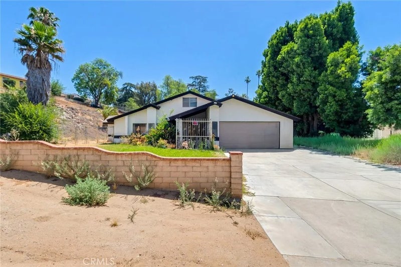4848 Sedgwick