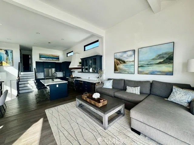 55 Palm Beach Court