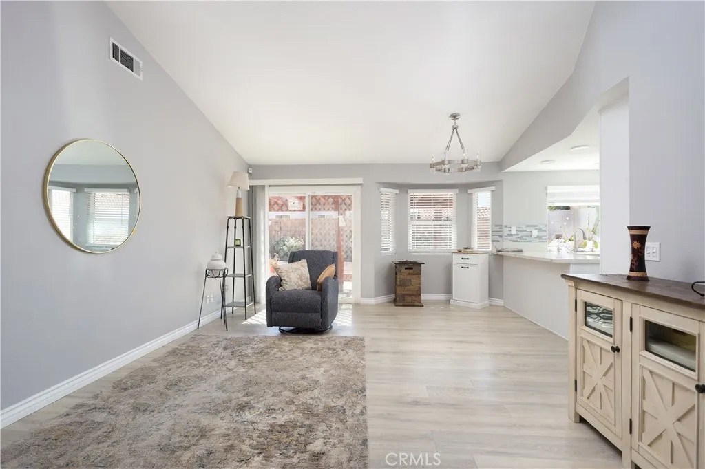 38104 Miramonte