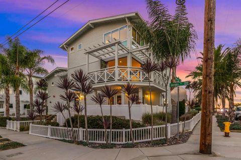 Photo of 3301 Lincoln St, Carlsbad, CA 92008 (MLS # 250043474)