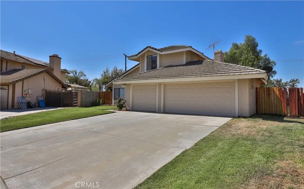 Photo of 24307 Carman LN, Moreno Valley, CA 92551 (MLS # IV26162105)