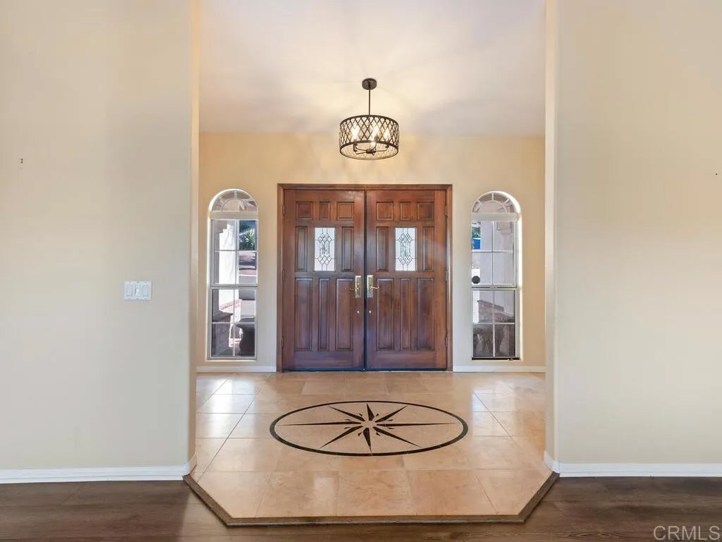 2230 Calle Dos Lomas