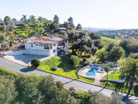 2230 Calle Dos Lomas Fallbrook CA 92028