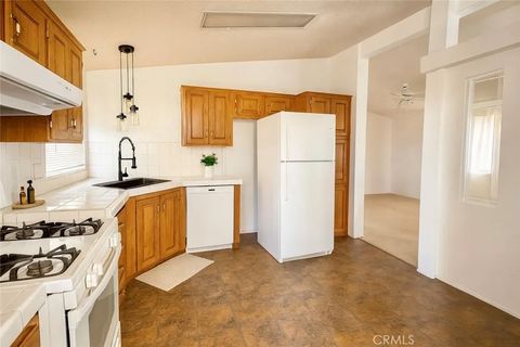 Tiny photo for 5830 Holiday Avenue, Rosamond, CA 93560 (MLS # SR25219874)