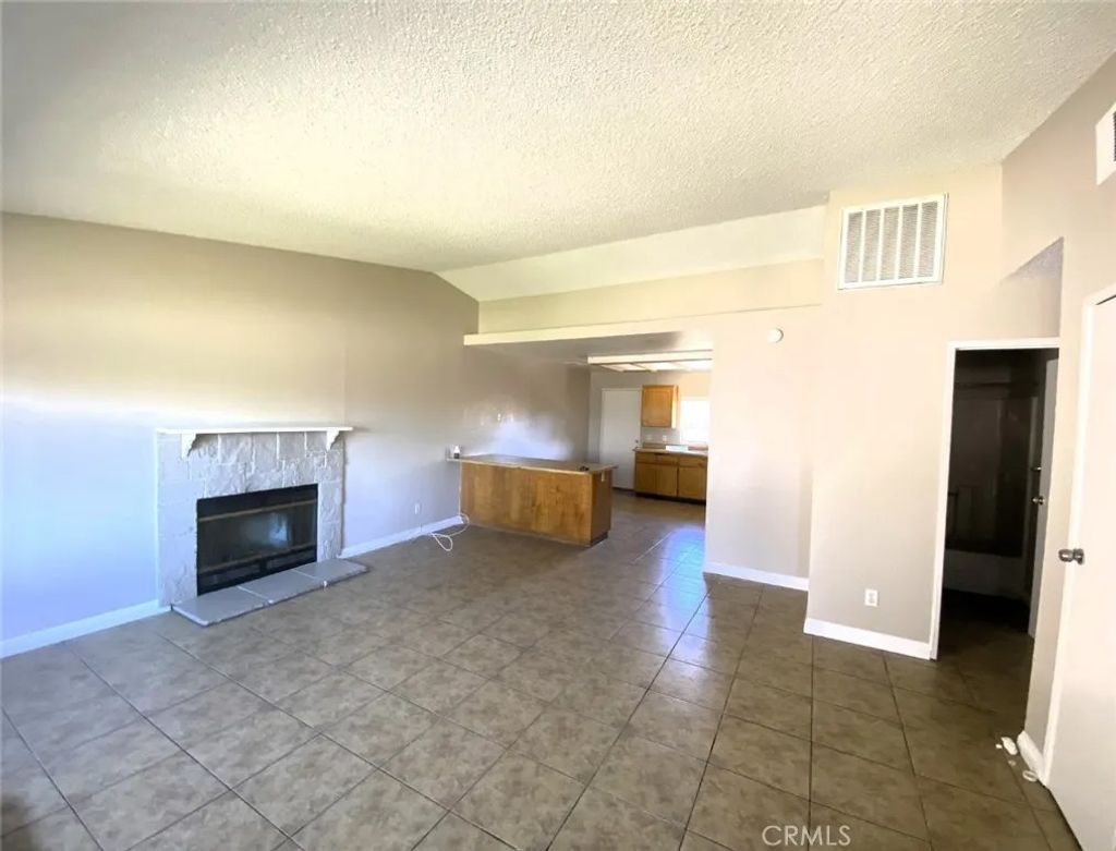 Photo of 21061 Nisqually Road #C, Apple Valley, CA 92308 (MLS # IV26063797)