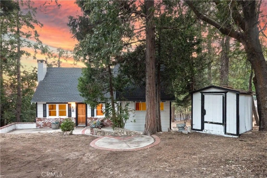 Photo of 968 Ca-189, Twin Peaks, CA 92391 (MLS # PV26099178)
