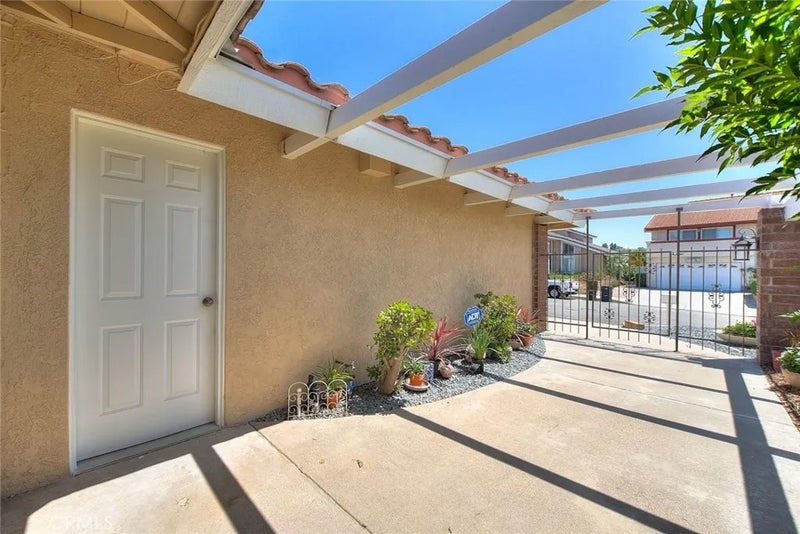23819 Country View