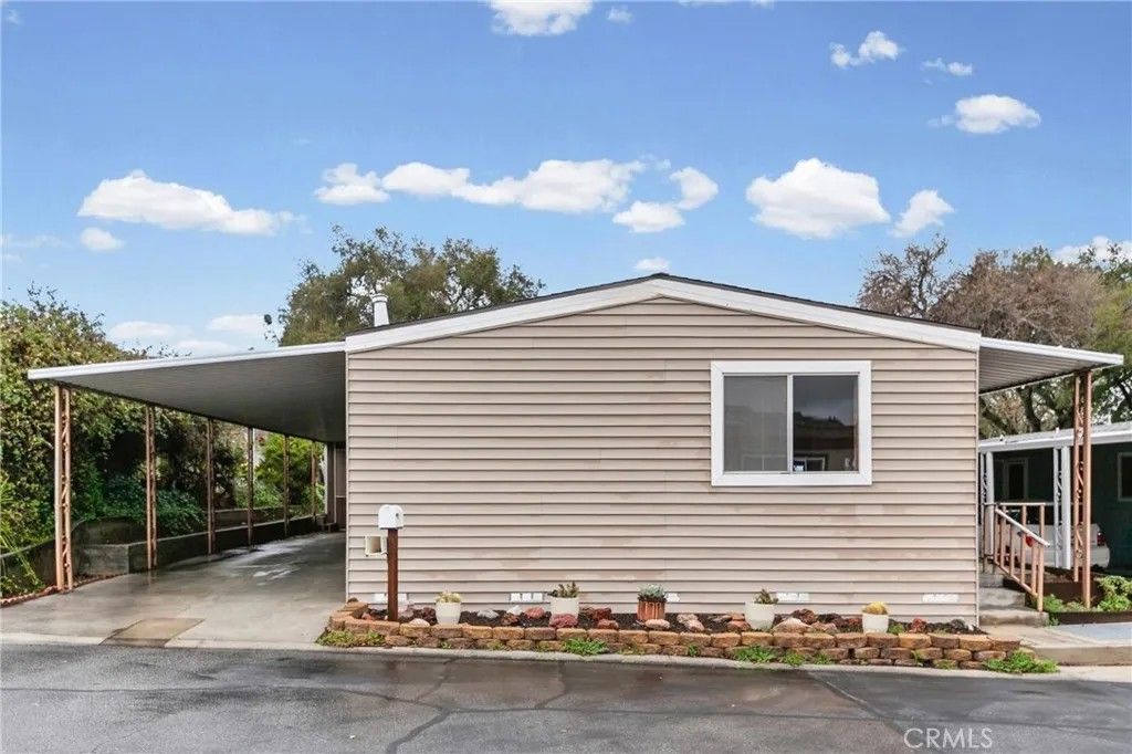 Photo of 10963 Las Casitas, Atascadero, CA 93423 (MLS # SC26002515)