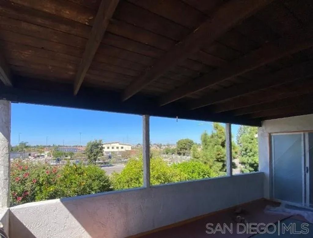 Photo of 856 Misty Meadow Ct, Chula Vista, CA 91910 (MLS # 260005923)