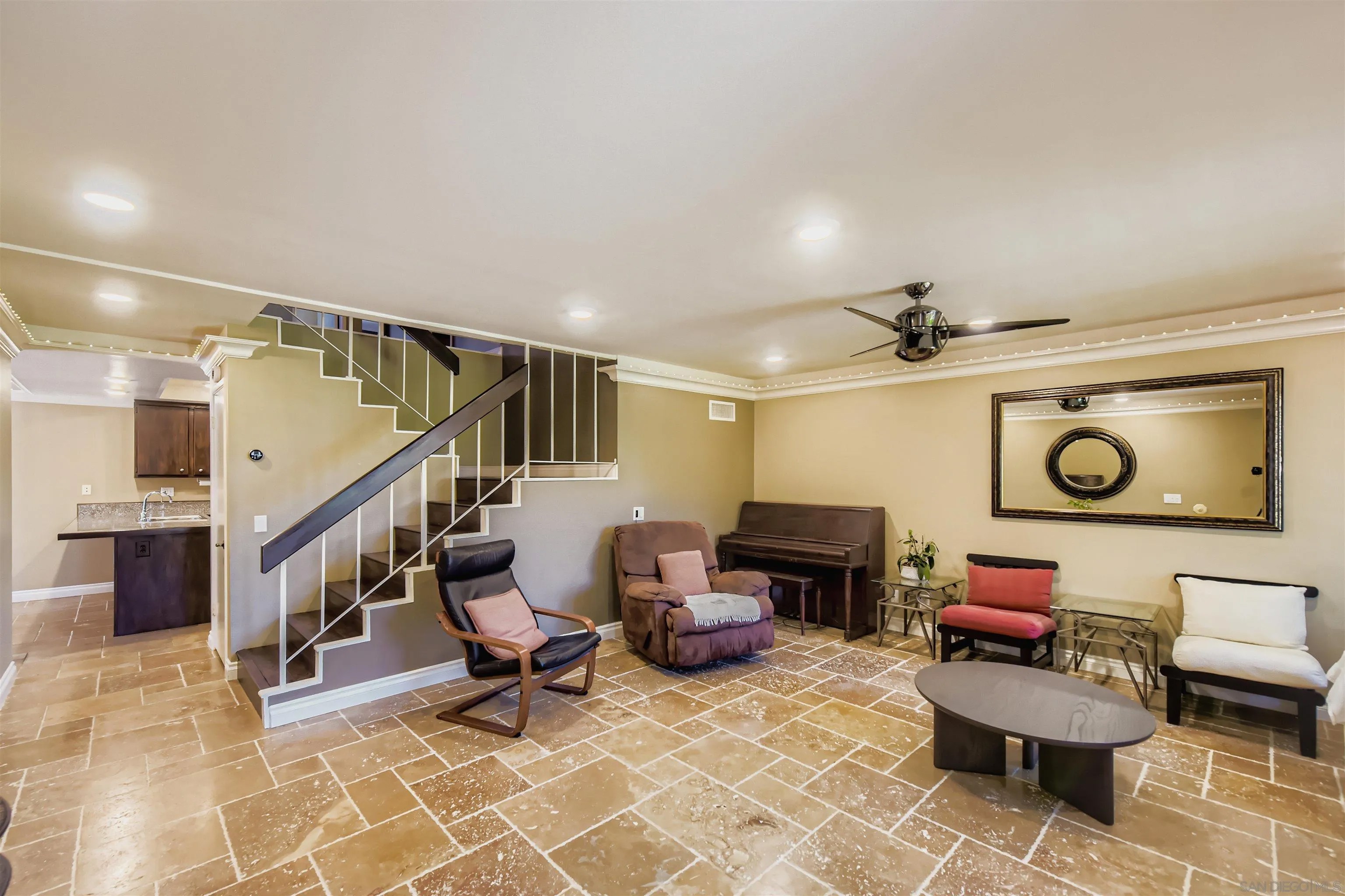10165 Gayuba Lane