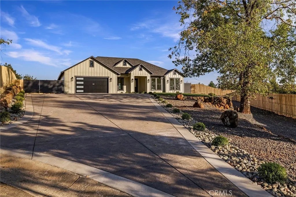 5280 Laguna Court