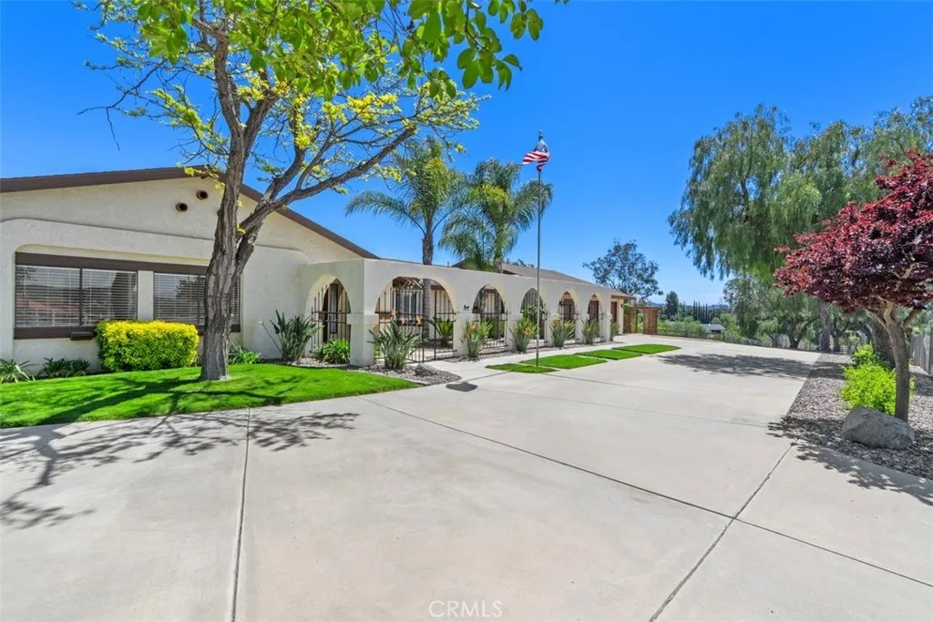 37790 Los Alamos Road