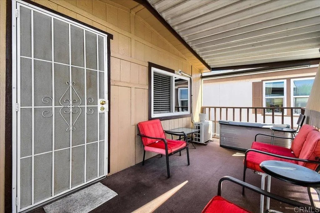 255 E Bradley SPC 118