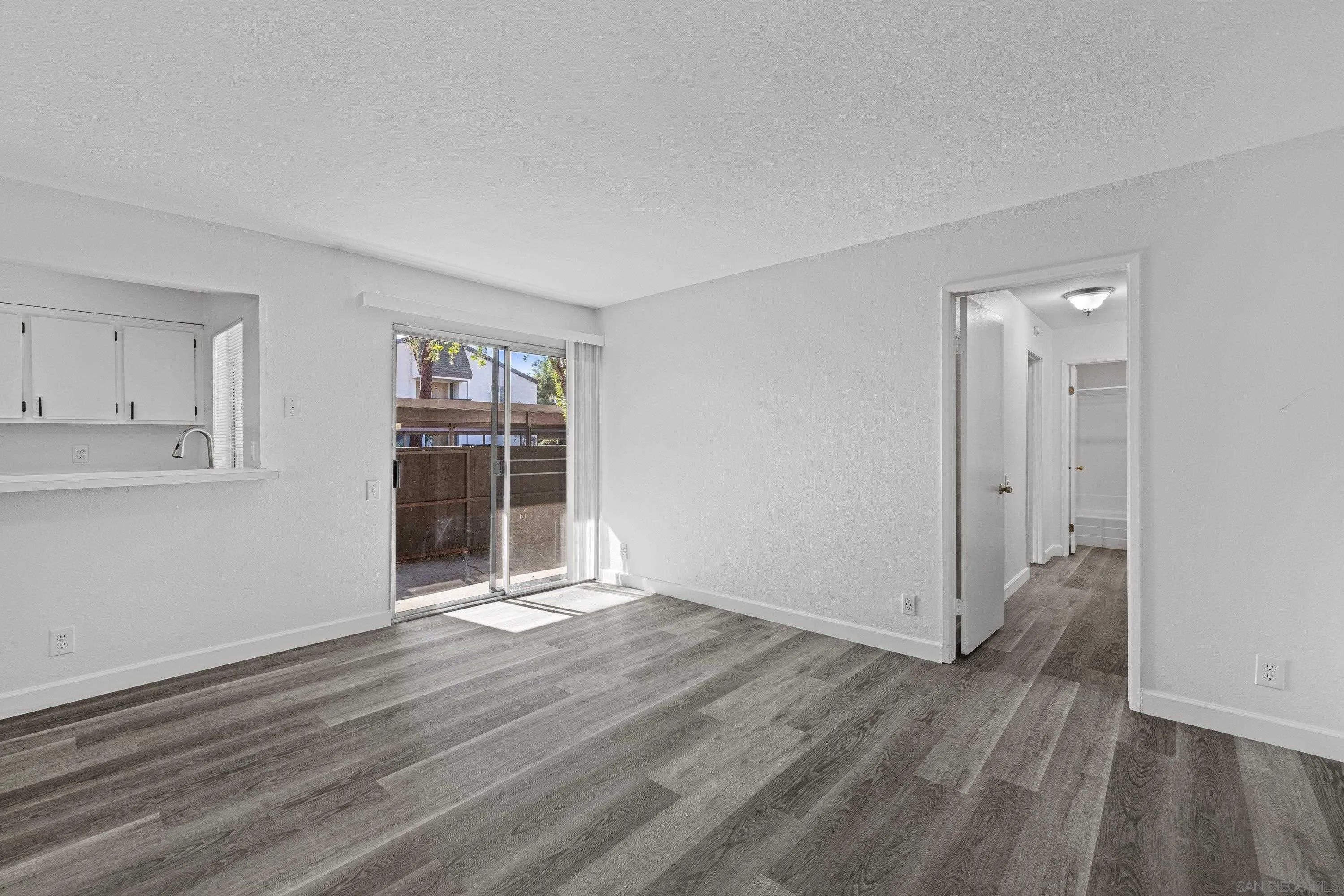 1389 Caminito Gabaldon A