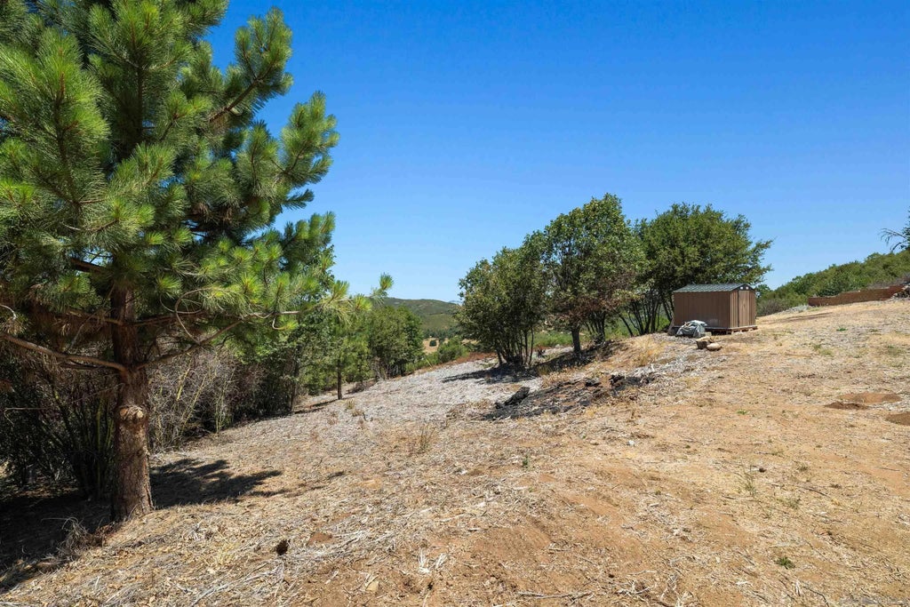 Photo of 17150 Iron Springs Rd, Julian, CA 92036 (MLS # 260015210)