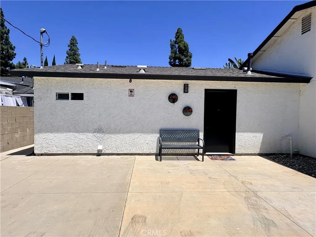 Photo of 20222 Devonshire Street, Chatsworth, CA 91311 (MLS # SR26118570)