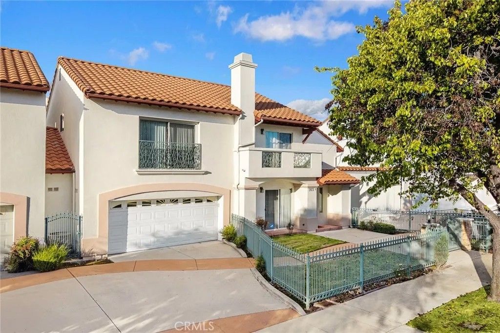 Photo of 165 Bonita St #B, Arcadia, CA 91006 (MLS # AR26036092)