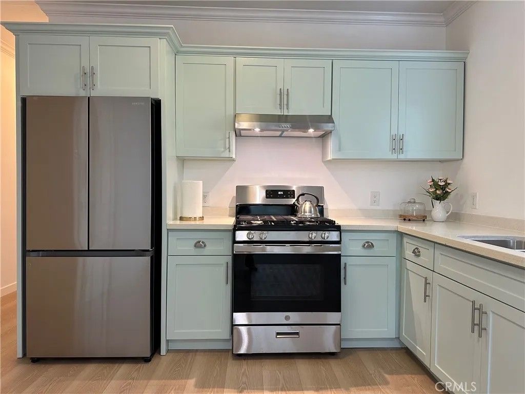 Photo of 956 E 43rd, Los Angeles, CA 90011 (MLS # DW26066226)