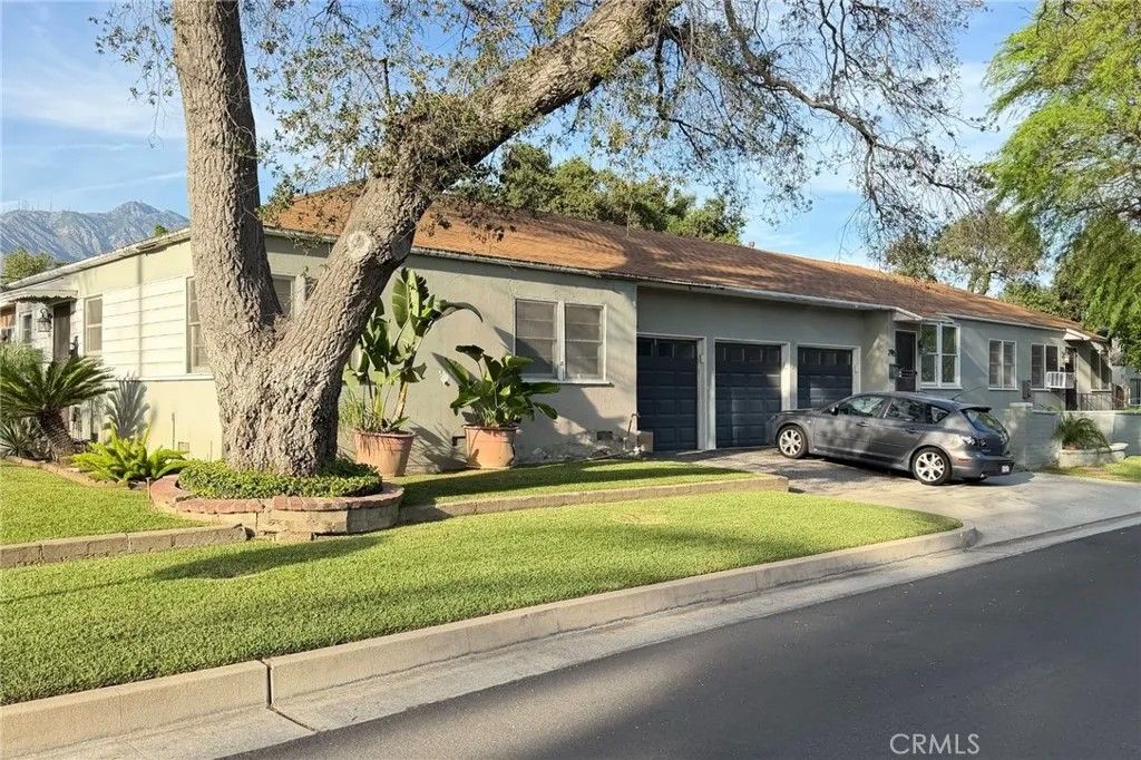 Photo of 2915 Morningside St, Pasadena, CA 91107 (MLS # OC26085760)